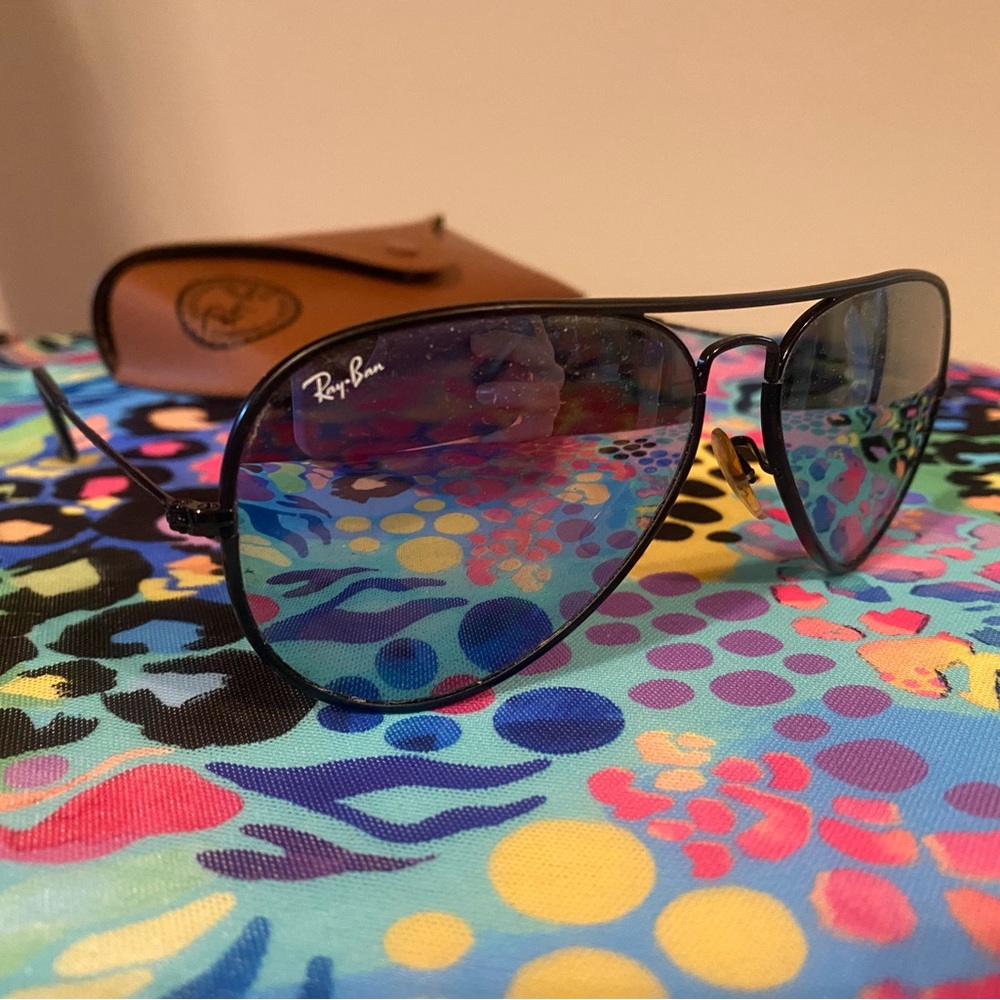 Ray-bans mirrored aviators